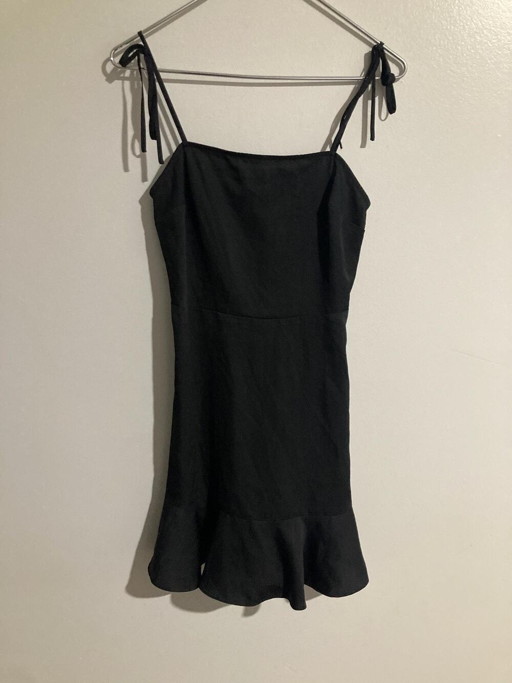 Express Dress Womens XS Black Mermaid Short Smocked Ruffle Strappy Summer